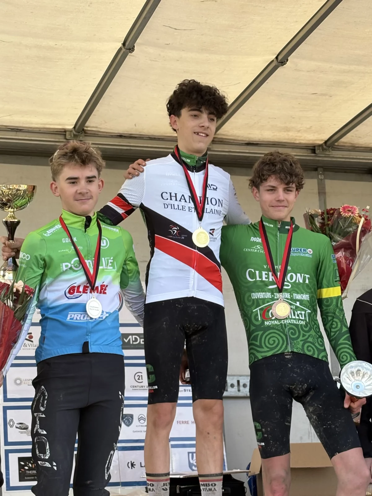 Carton plein pour nos jeunes en U17 et U19 au championnat d’Ille et Vilaine de cyclos cross